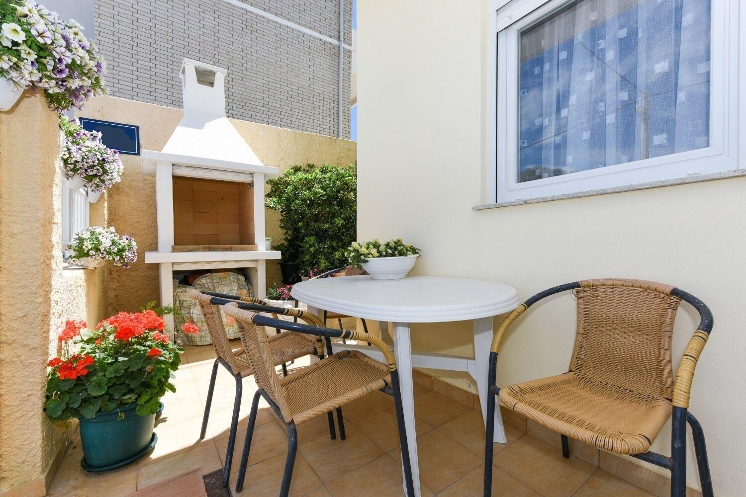 Apartments Kolt - 15M From Sea 칼리 외부 사진