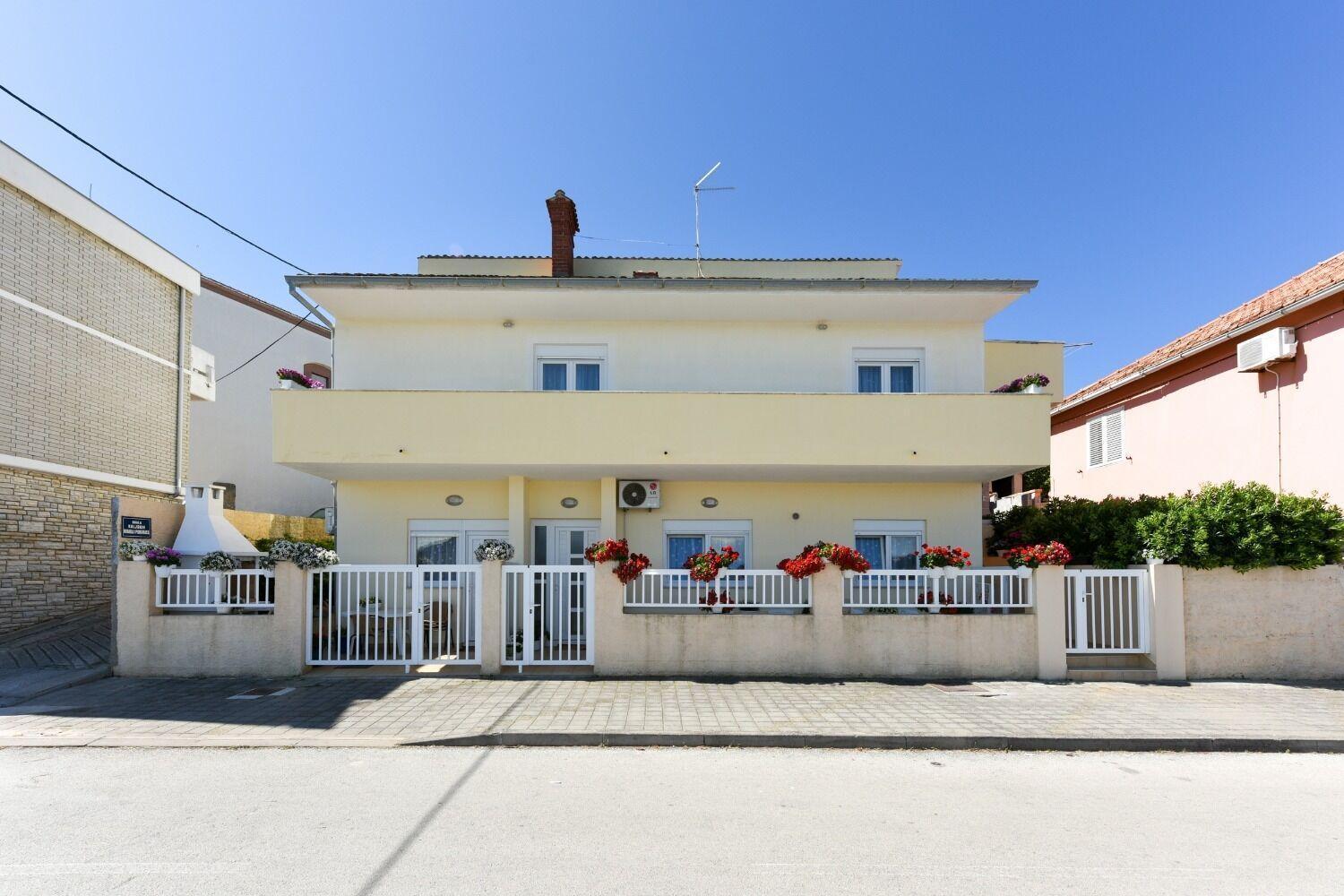 Apartments Kolt - 15M From Sea 칼리 외부 사진